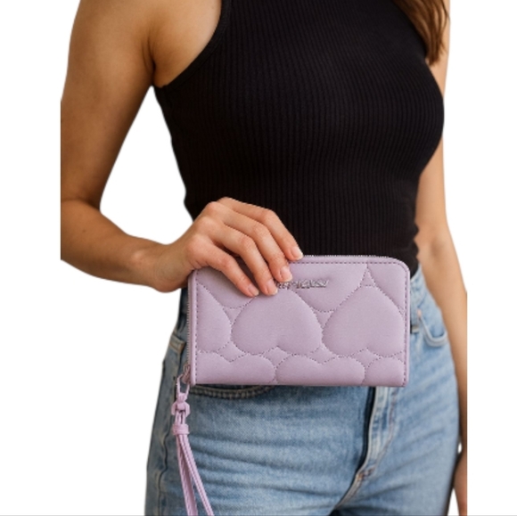 Betsey Johnson Lavender Quilted Long Zippy Wallet NWT RETAIL $58+ - Picture 10 of 10
